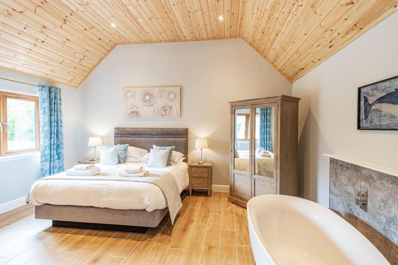 Osprey Lodge 1 With Hot Tub Newton Stewart Exterior foto