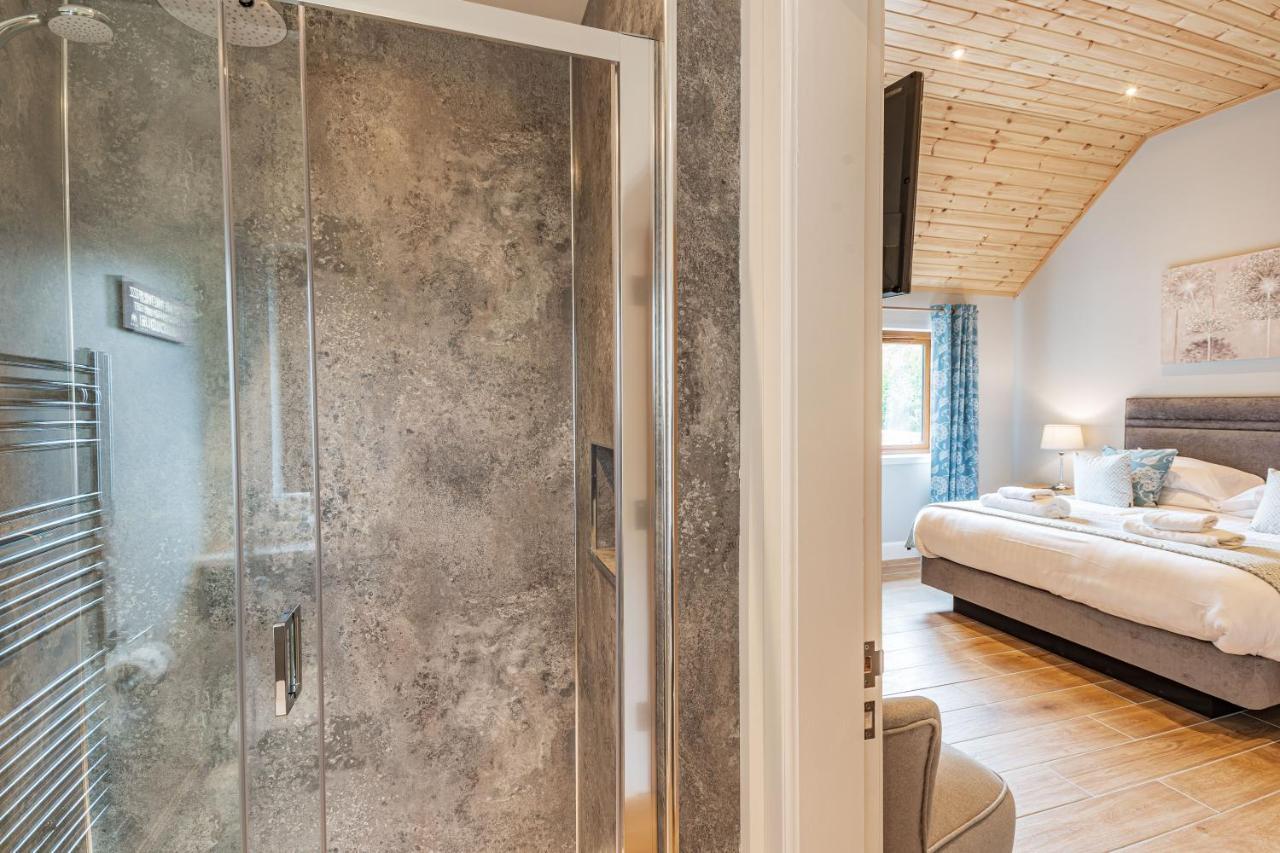 Osprey Lodge 1 With Hot Tub Newton Stewart Exterior foto