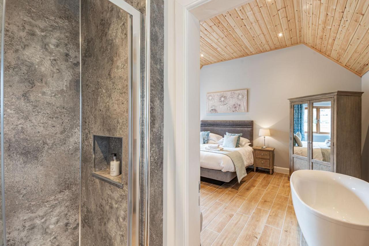 Osprey Lodge 1 With Hot Tub Newton Stewart Exterior foto